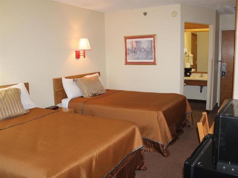 Travelodge By Wyndham Perry National Fairgrounds Area I-75 Bagian luar foto