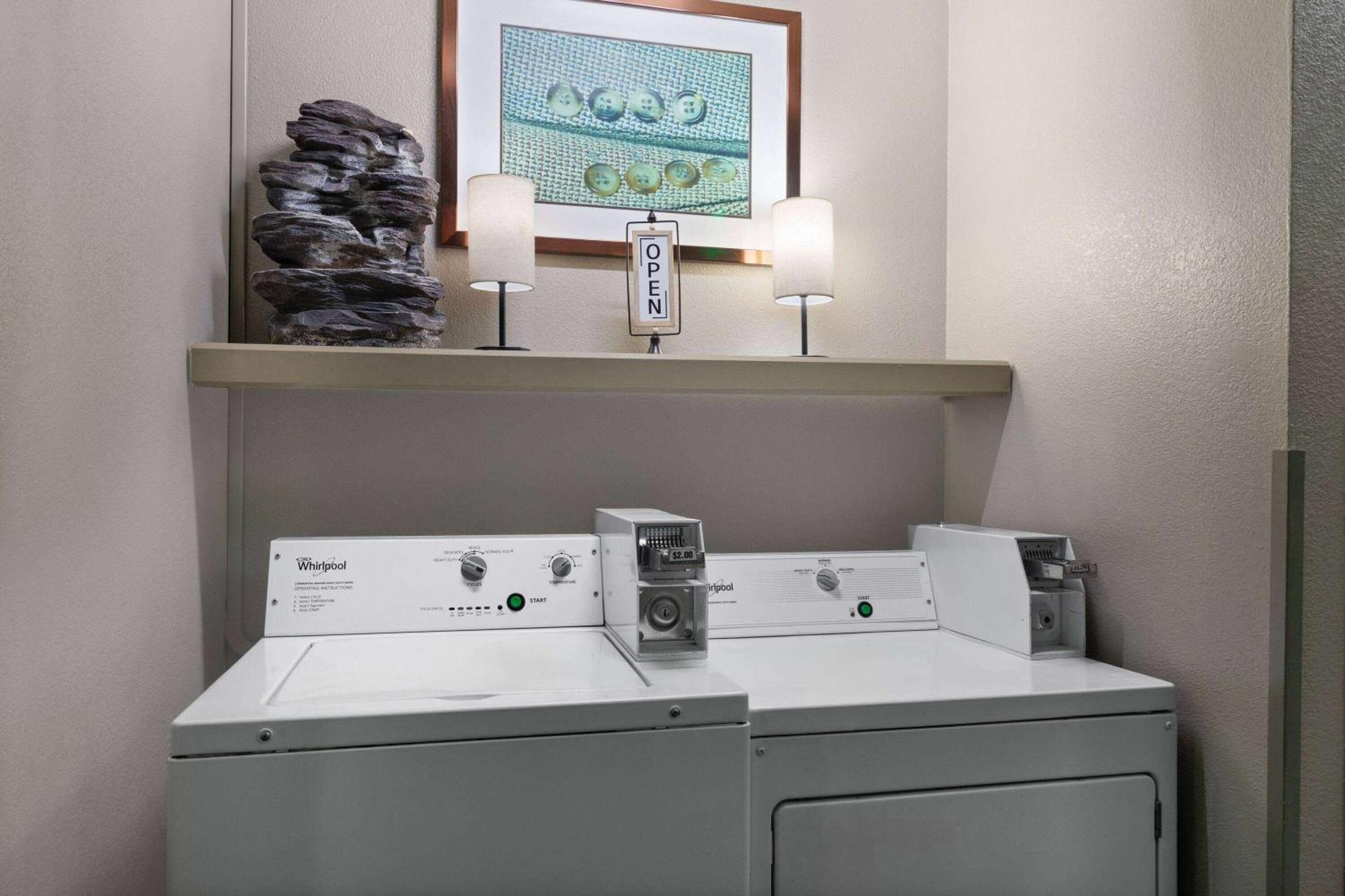 Travelodge By Wyndham Perry National Fairgrounds Area I-75 Bagian luar foto