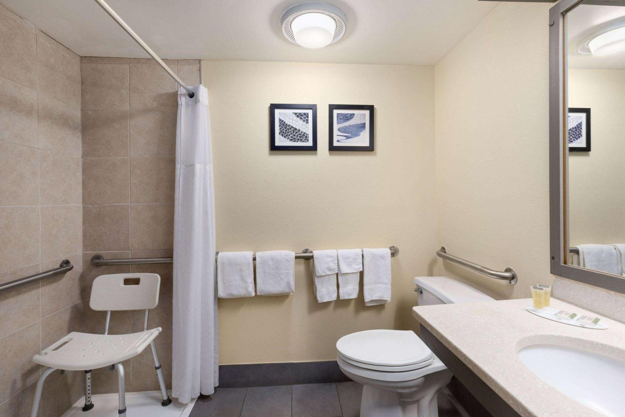 Travelodge By Wyndham Perry National Fairgrounds Area I-75 Bagian luar foto